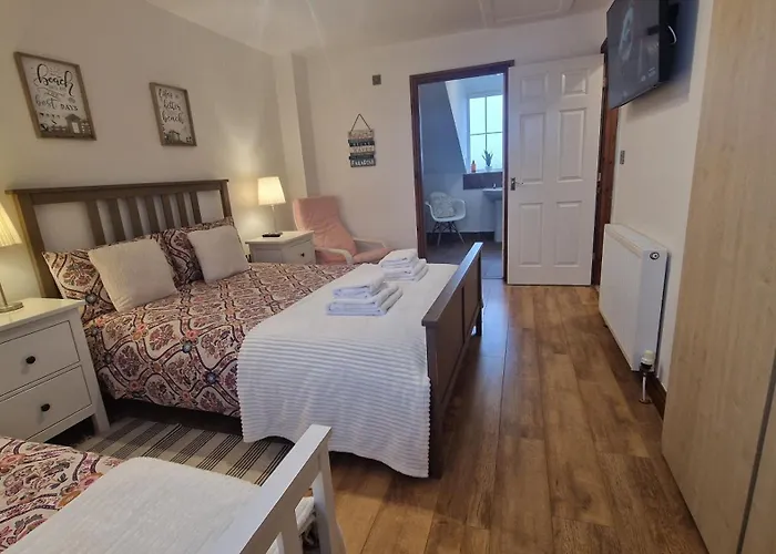 3-Bedroom Family Holiday Home